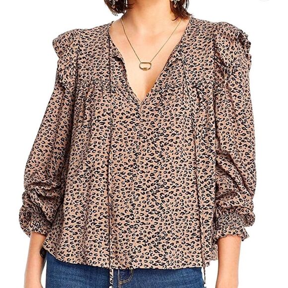 LINI Animal Print Pullover Blouse - Picture 1 of 7